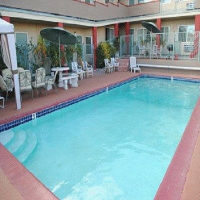 Travel Inn & Suites Victorville Facilities photo
